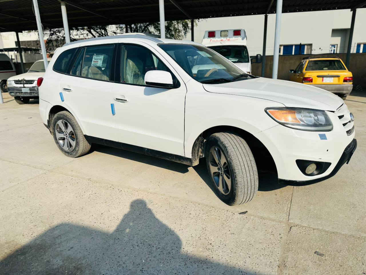 السلام عليكم للبيع سنتافيا موديل 2012 بسمي سنويه ل 29 مصبوغه عام هزه جديده 117 وبيه مجال حك الجيه بالحله ***********
