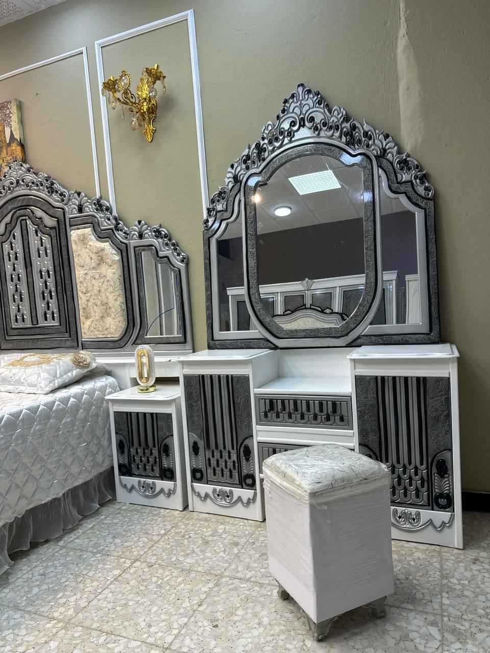 متوفر الان موديل جديد ..
 

غرفه نوم داخل معاكس خشب 3 ملم
خارج تحفير sns انديف 5 ملم

الصبغ حراري درجة اولى

6باب  متكونه من 9قطع

زاويه تصميم كنتوري بارتفاع الكنتور

السرير بلاويد اسود 6ارجل

قياس الكنتور ارتفاع 2.40 وعرض 3.20

النقل والشد متوفر لجميع محافضات العراق. بغداد, العراق


**إذا كنت صاحب هذا الإعلان وتريد حذفه لأي سبب، رجاءا أرسل رسالة إلى الدعم الفني**