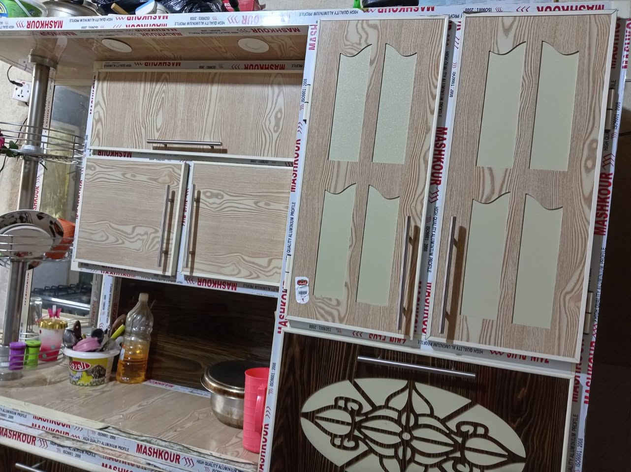 مكلف بلنشر اخوان
العنوان #المحموديه #حي #العسكري

#سبلت طـ2ـن شرط الشغل ب550  بي مجال ماداخل تصليح
#كاونتر تفصال طابقين كامل ويا سنك مرمر  ب650 وبي مجال 
غساله اوتماتيك غسل وتنشيف ونضيفه كلش ماداخله تصيلح ب300 وبيه مجال 
#للاتصال 
***********
***********
