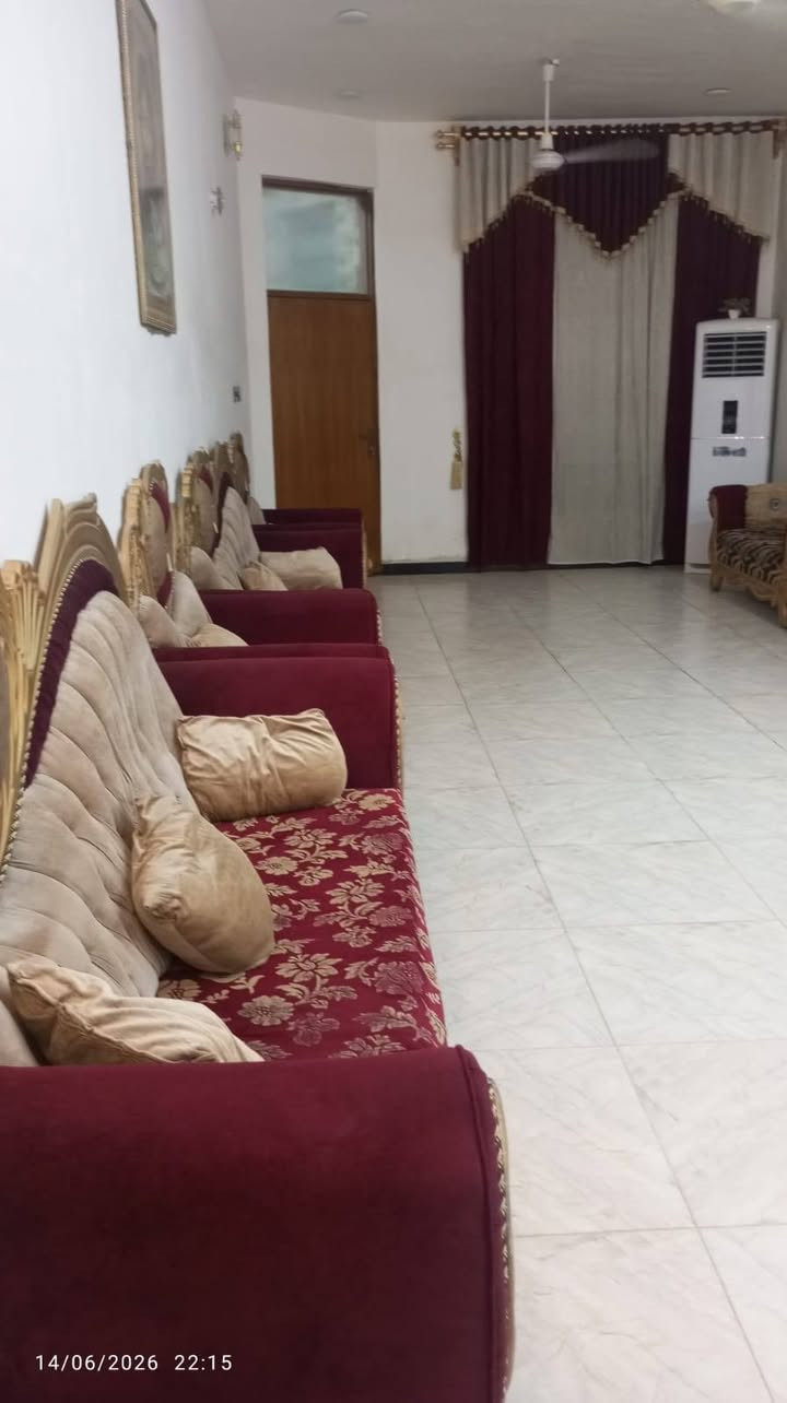 السلام عليكم تخم 2 10 مقاعد 
سعرهن ٨٥٠ وبي مجال مكاني حجي هندي رقم ***********
