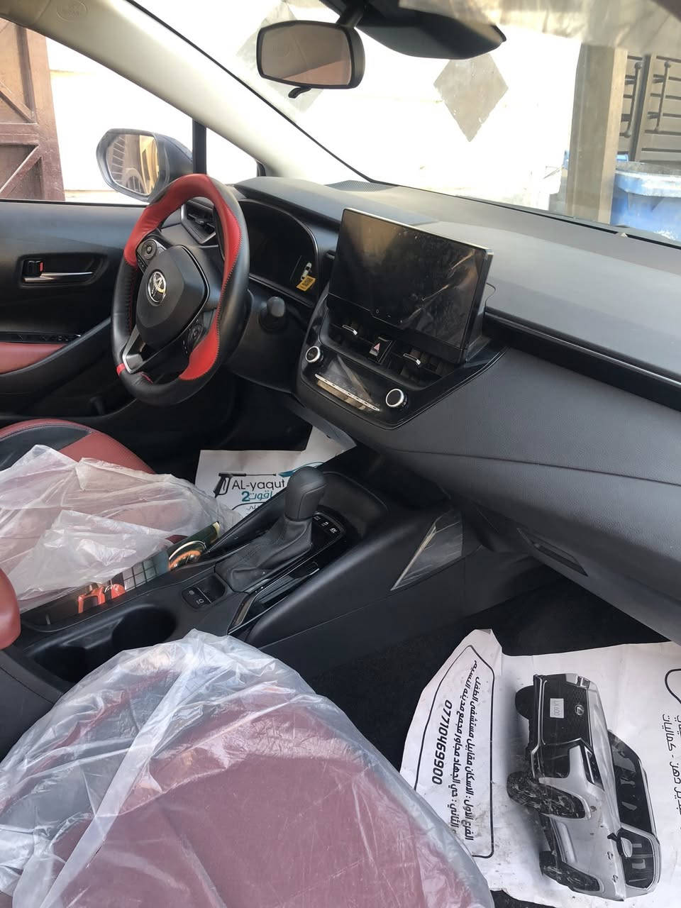 السلام عليكم كورلا S الفول مواصفات موديل 25 ماشيه 8000السياره بيها بارد بالهلال وطخات خفيفه بالبابين من جهة السايق مثل مموضح بالصور والباقي كفاله السعر ١٥٥ الرقم ***********
