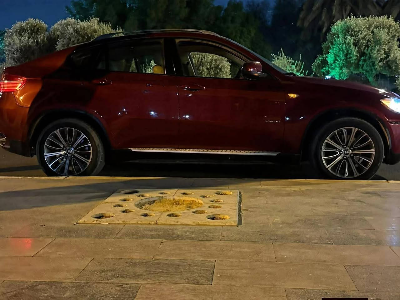 سياره بي ام 2009جاهزه من كلشي مزوعه موصفات 
تنته شغاله كلشي شغال
مكاني بصره قضاء المدينه 
رقمي***********
