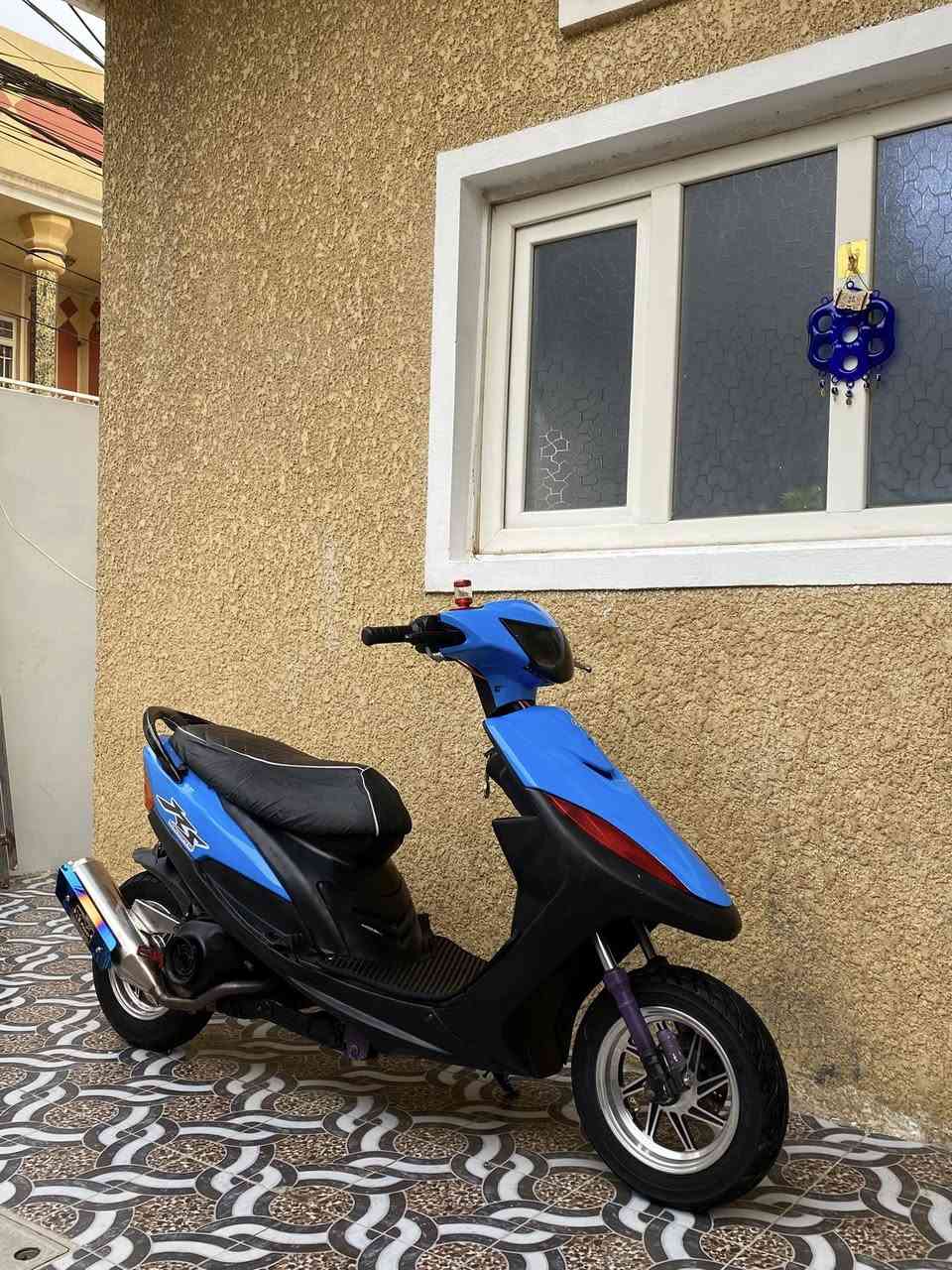 للبيع او مرارس 
السلام عليكم ماكس عدله مزوده بوشه 55 
وياله كروم وعليها تزويدات مبينه بل صور ستاند رياضي قطره دهن رياضي قبق عنبار دبلات امامي خلفي  صلنصه رياضيه ♥️
السعر خاص:***********
