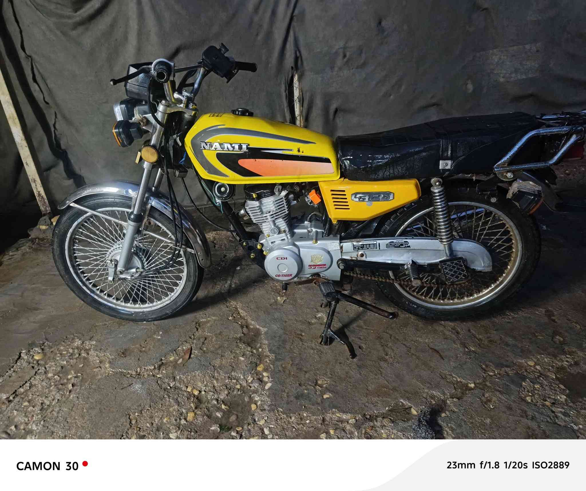 دراجه لبيع موديل 21 اوراق استنساخ  دراجه كلشي شغال بيها السعر 400


**إذا كنت صاحب هذا الإعلان وتريد حذفه لأي سبب، رجاءا أرسل رسالة إلى الدعم الفني**