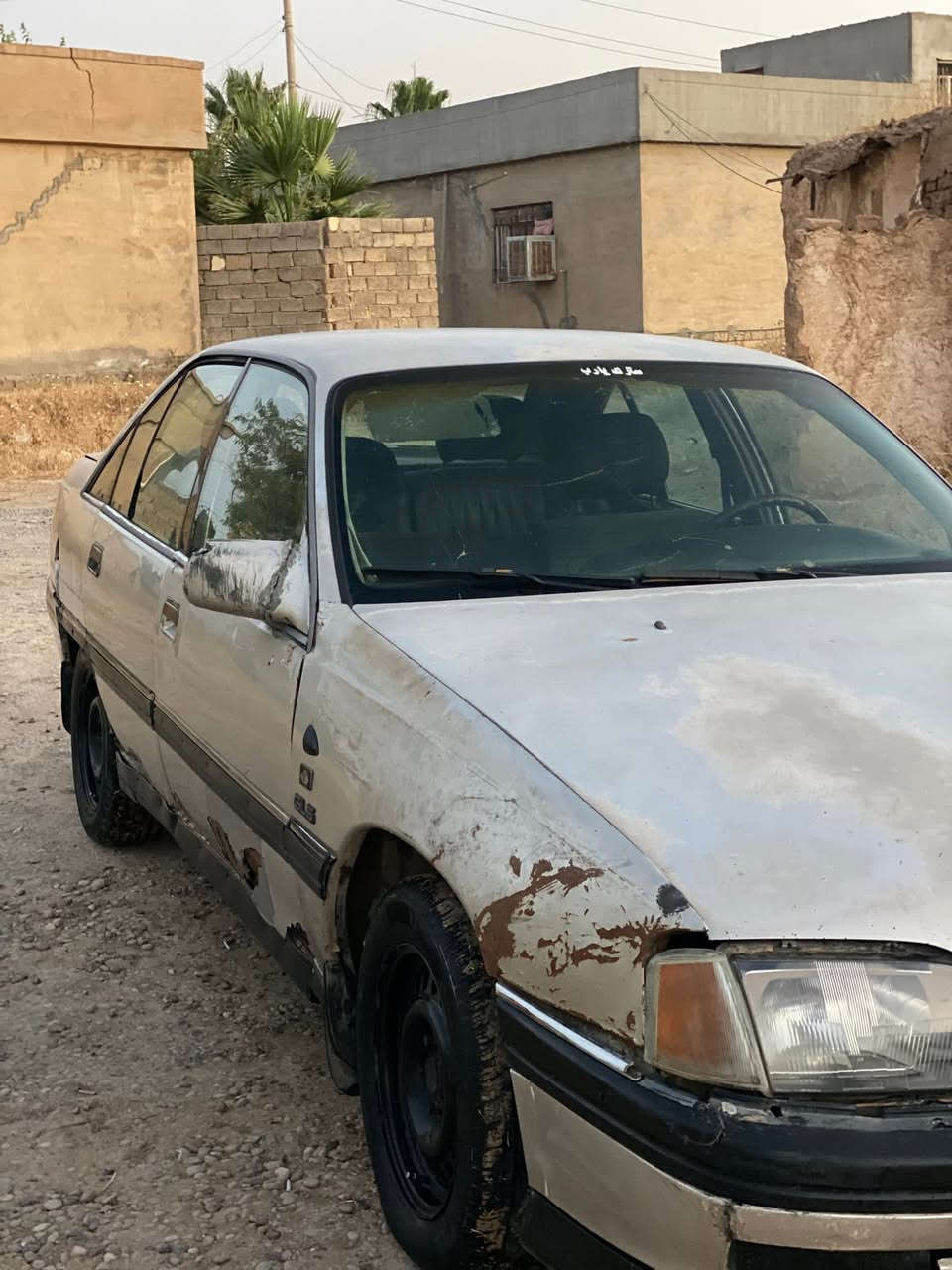 السلام عليكم اوبل اوميكا 20 كير ومحرك يشلع جير  للبيع السعر ١٠ وبيها مجال  وذا مراوس هم يرهم  ***********
