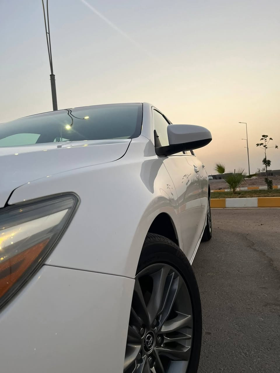 كامري ابيض se وارد امريكي كلين تايتل
هزه جديده 

سنويه جديده 

بسمي شرط تحويل نفس اليوم 
 
داخل لونين
ماشيه ١١٨
تحكم ستين 
تثبيت سرعه

*********** وتساب
