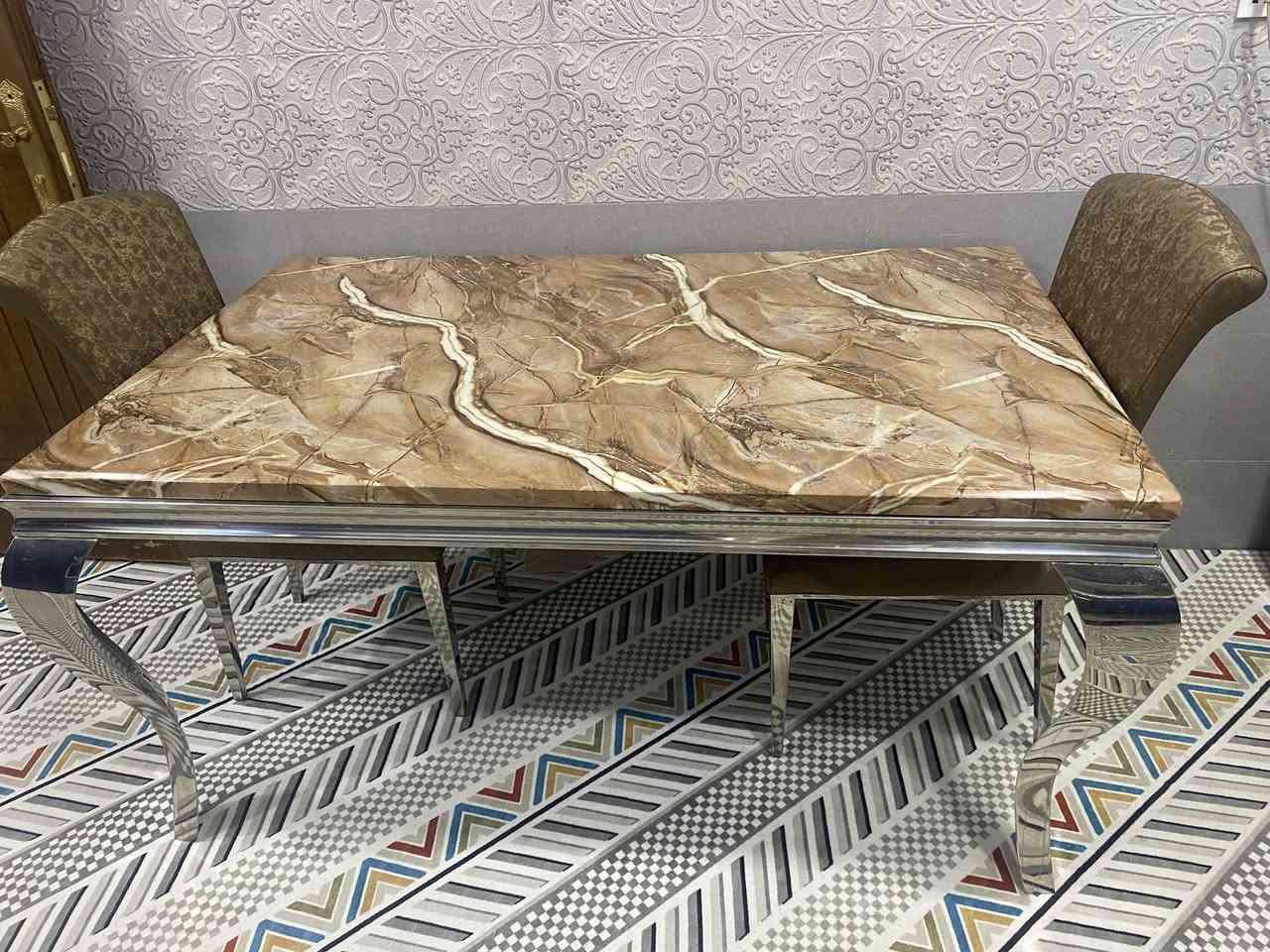 سلام عليكم للبيع ميز طعام مع اربعة كراسي نظيف ٢٥٠.  ألف


**إذا كنت صاحب هذا الإعلان وتريد حذفه لأي سبب، رجاءا أرسل رسالة إلى الدعم الفني**