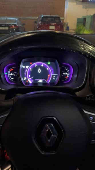 السلام عليكم للبيع بسعر مغري جداً           مستعجل على البيع جوه السوك بهواي
رينو  كوليوس زيرو ضمان 5 سنوات  او 150 الف كيلو متر
رقم بغداد 
موديل ٢٠٢٥
محرك ٢٥٠٠تنفس طبيعي
كير ومحرك نيسان بلادي
سلايد روف بنورامة
ثلاث انظمة قيادة 
فور ويل
بصمة تشغيل ودخول ذكي
فتح الصندوق بحركة القدم
تبريد قطعتين 
شاشة لمس
كشنات جلد
وبعد هواي مواصفات بيها
مكان السيارة بغداد حي العدل
رقم الهاتف / ***********
