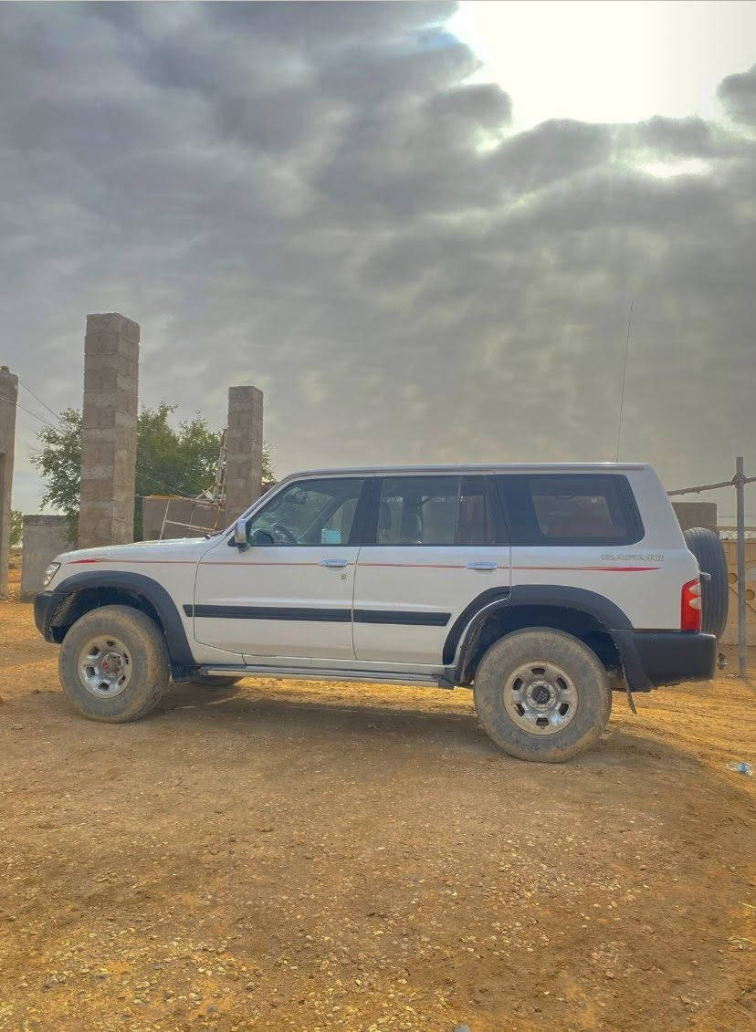 سلام عليكم  نيسان باترول 2002
محرك 8سلندر كير عادي دفع رباعي شغال 
تخم تاير مكفوله كير ومحرك رقم بصره مكفوله كفاله عامه بيع او مراوس ب مونيكا سعر 115. رقم ***********
