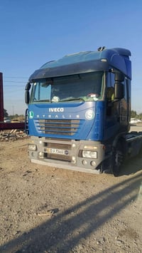 تفاصيل داخل صوره