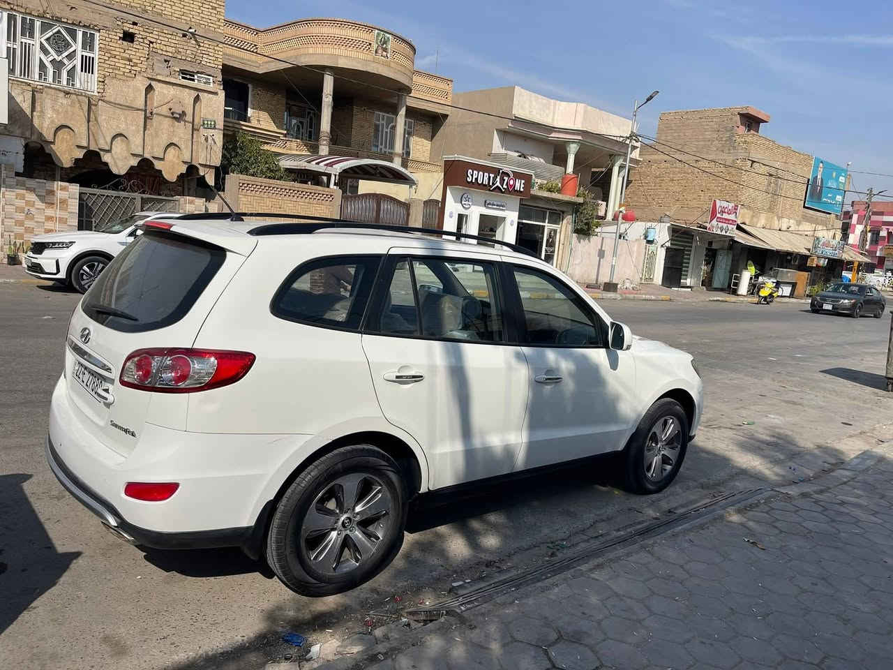 للبيع للبيع
سنتافي موديل ١٢ 
فول مواصفات 
كفاله عامه 
مري شفط 
فتحه القمارة 
حساسات كامره خلفيه +اماميه 
٧راكب 
سيارة نظيفه وخير من الله 
محرك ٤سلندر اقتصادي 
رقم اربيل الجديد 
السعر ١٤٥ وبيها مجال 
*********** اتصل وتدلل 
مكاني الكوت حي الزهراء
