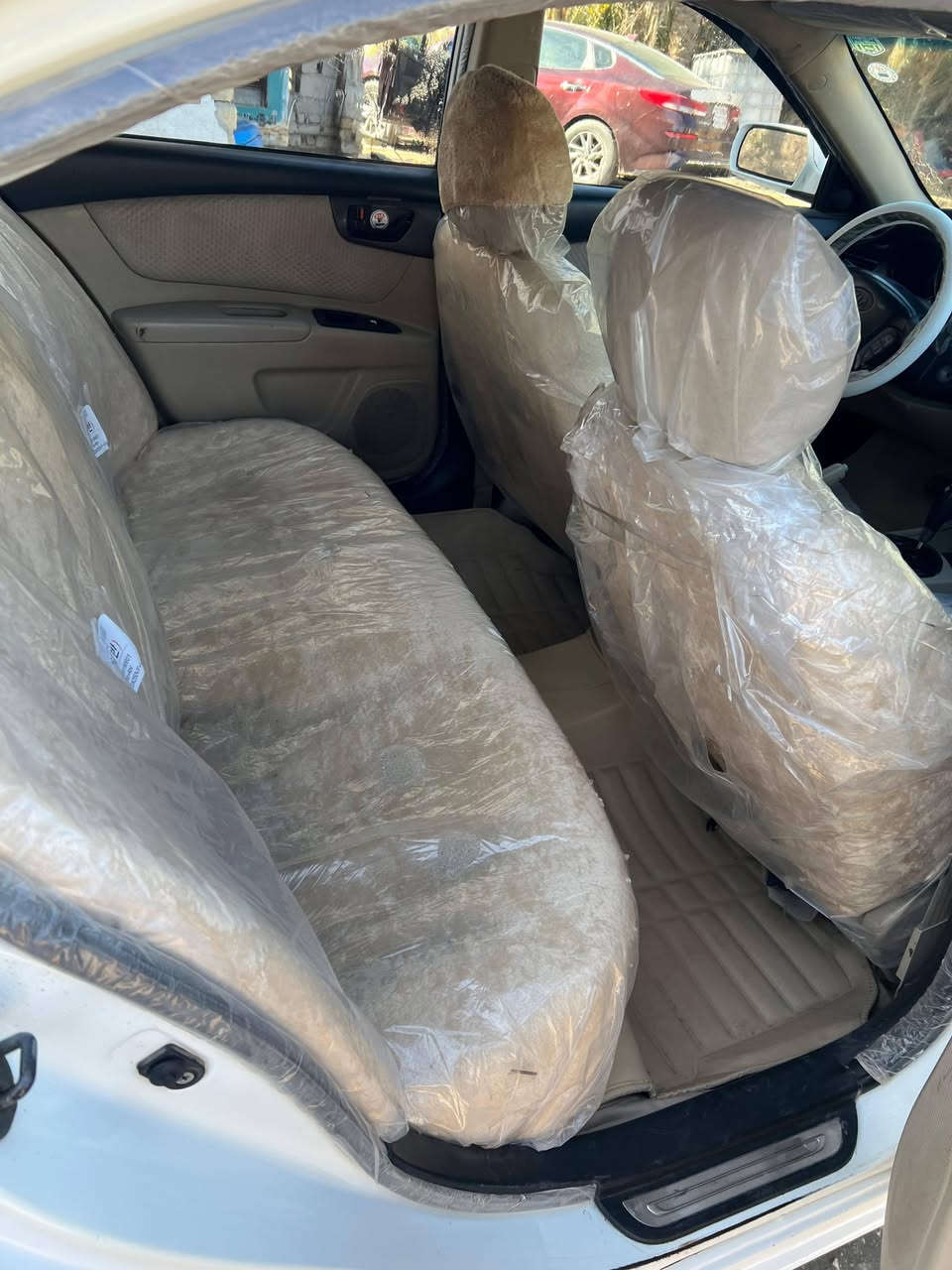 السلام عليكم سياره للبيع اوبتيما 2009 سياره جاهزه من كل شيء حداديه جديده باتري تخم تاير سياره رقمها جديد اربيل مواصفاتها فتحه سقف مري شفط شاشه كاميرا خلفيه حساسات بارده خلفيه سعرها 115 وبيها مجال للشراي سياره مكانها بالديوانيه قضاء الشاميه ***********
