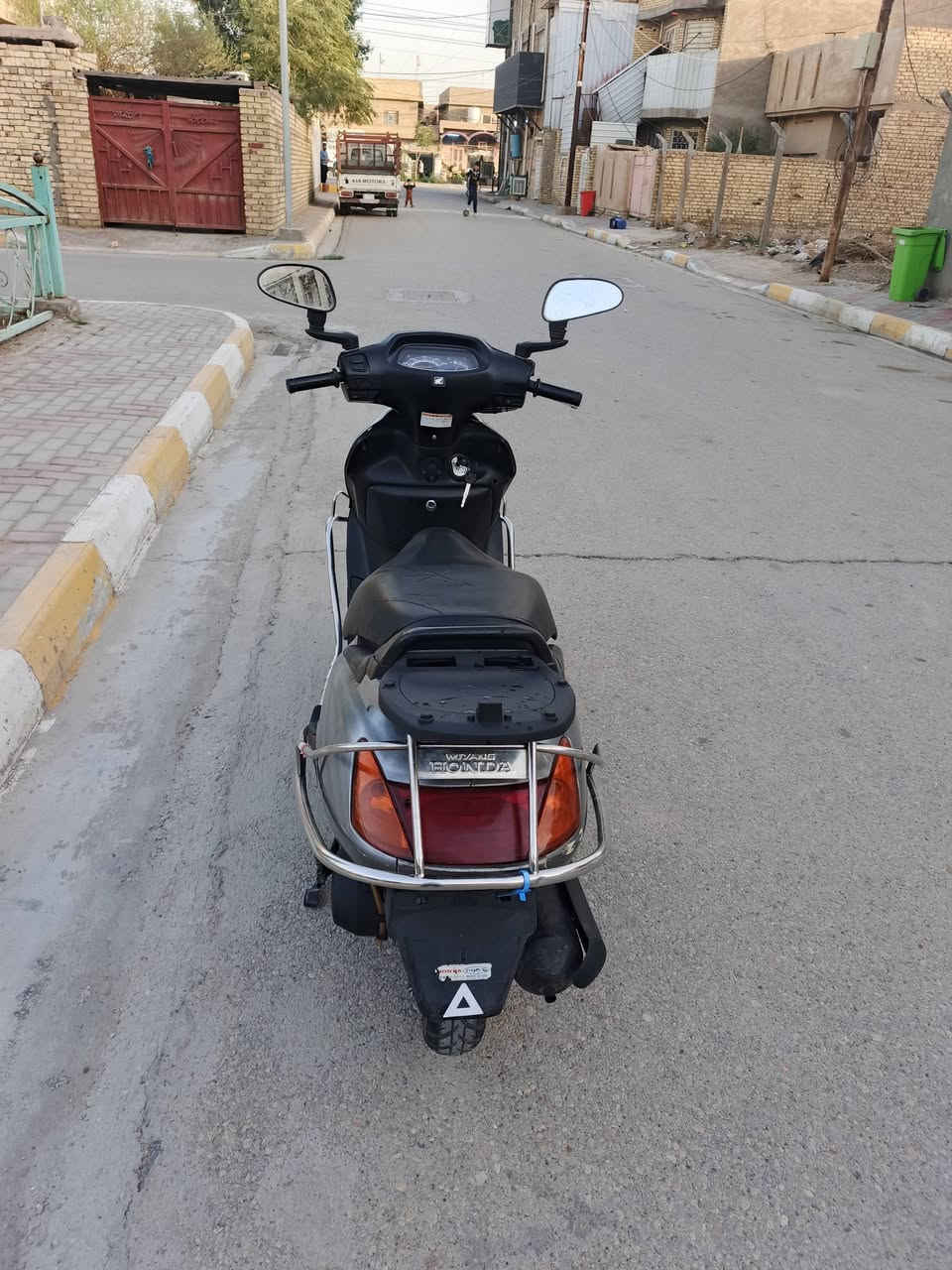 درجة سبيسي ياباني كفرات اصليه مختمه ياباني خمسه أختام كابريتر اصليه كهربايات كله شغال صندوق شغال قفل سكان درجة بلاديه مبيه أي نقص كابريتر اصليه كله بلاديه شغاله سلف هندر الهاتف *********** المكان كوت الزهراء
