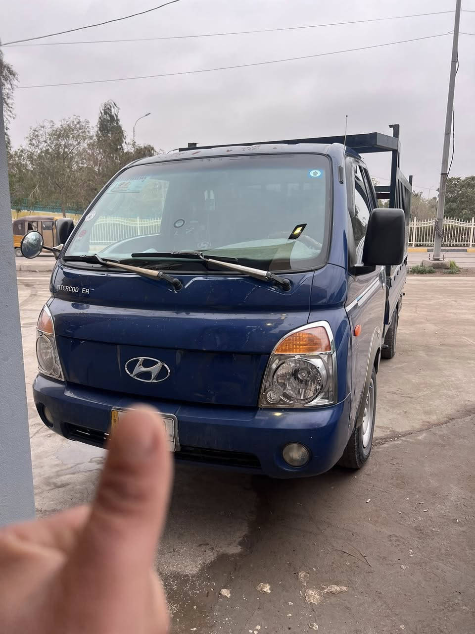 السلام عليكم 
من رخصة اصحاب لكروب سيارة كية للبيع نوع هوندا بولتر موديل 2007 سيارة مجفتة جديد قبل شهرين وصور موضحة امامكم سيارة بلادية عدا لهلالات مكان ديالى بعقوبة  للستفسار  رقم ***********
