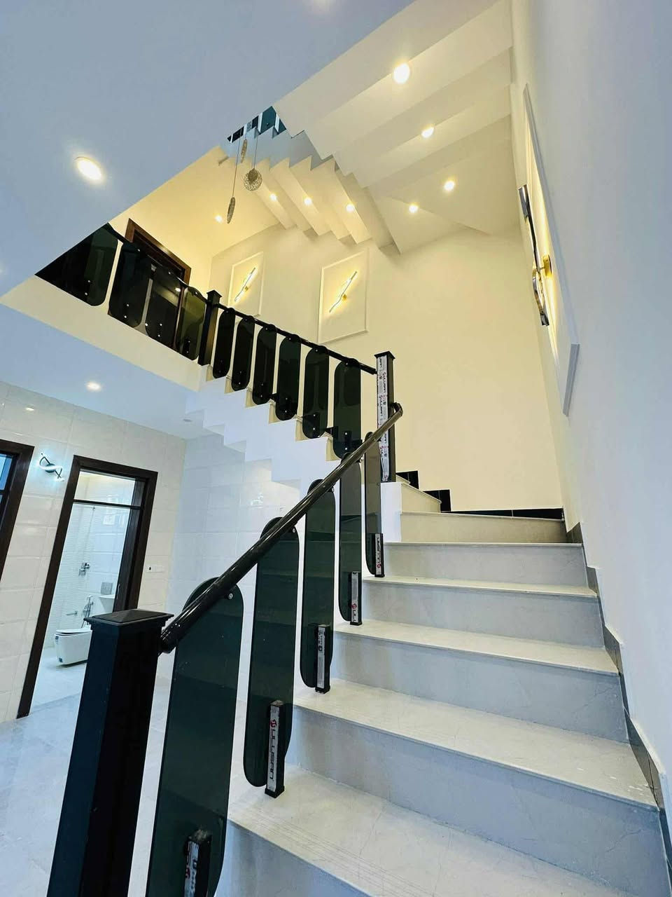 امبيضجي وصباغ وديكورات مكاني الغزالية ***********
