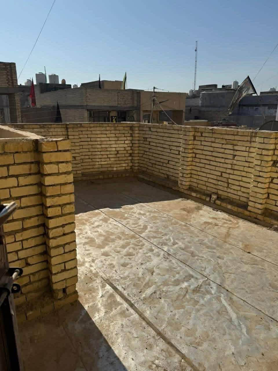 دار للبيع 100 متر طابق ونص بناء طابوك بيت جديد طابو زراعي سند ٢٥ وكالة ام الصورة العنوان الزعفرانية شارع الكهرباء شارع مول احمد السعيدي ثاني فرع بصف ركن الاستفسار اتصال 
***********
