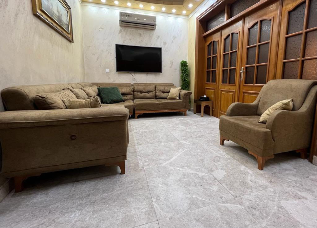 تخم تركي اصلي  7 مقاعد للبيع السعر 400العنوان بغداد ***********
