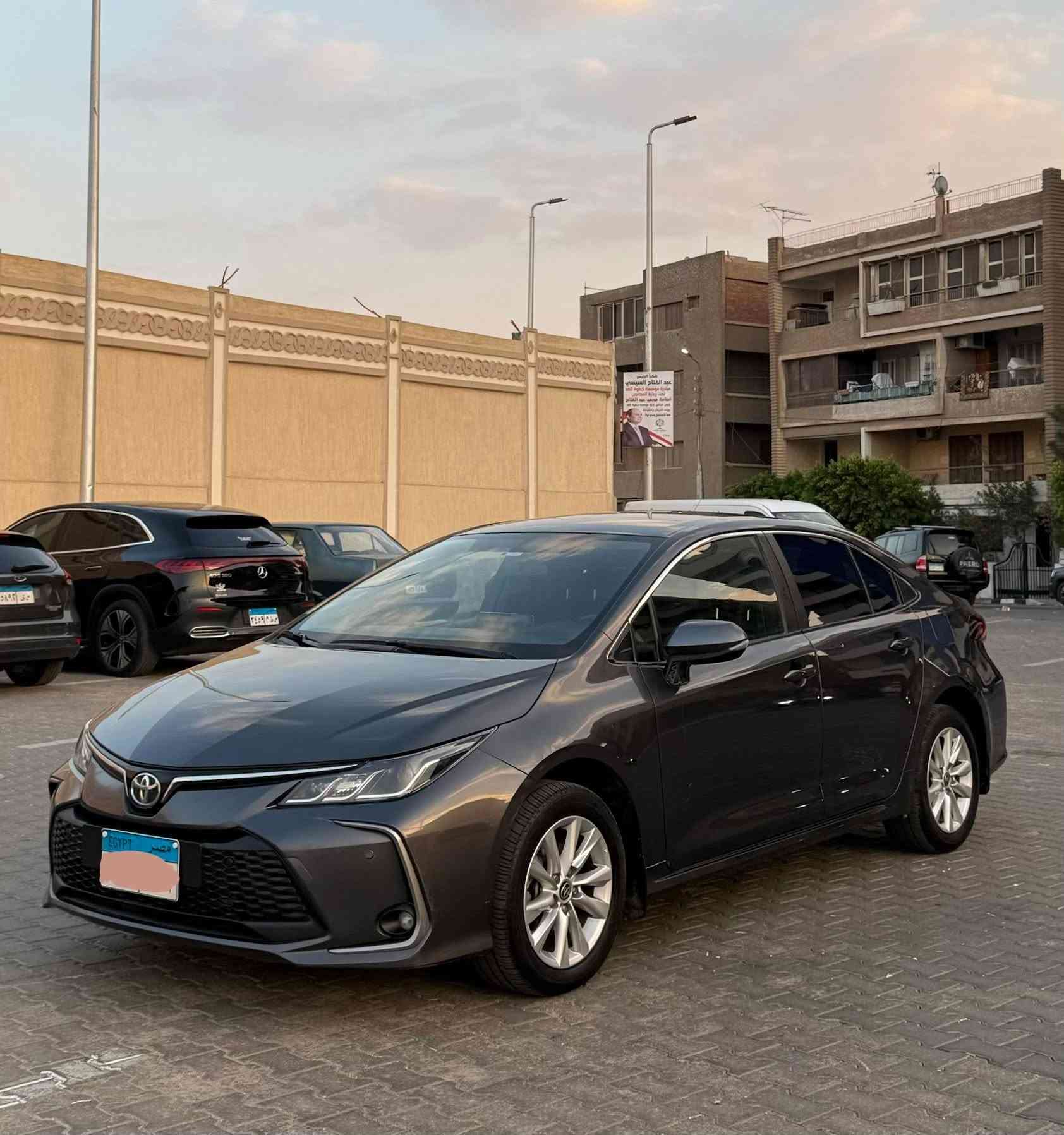 � للبيع Toyota Corolla 2024 الفئة الثانية 🚘
رقم التواصل 

01119441874 

✅ فبريكة بالكامل داخل وخارج
✅ عداد 60,000 كم فقط
✅ صيانات منتظمة بالتوكيل ومعها جميع الفواتير
✅ رخصة سارية لمدة سنة


**إذا كنت صاحب هذا الإعلان وتريد حذفه لأي سبب، رجاءا أرسل رسالة إلى الدعم الفني**