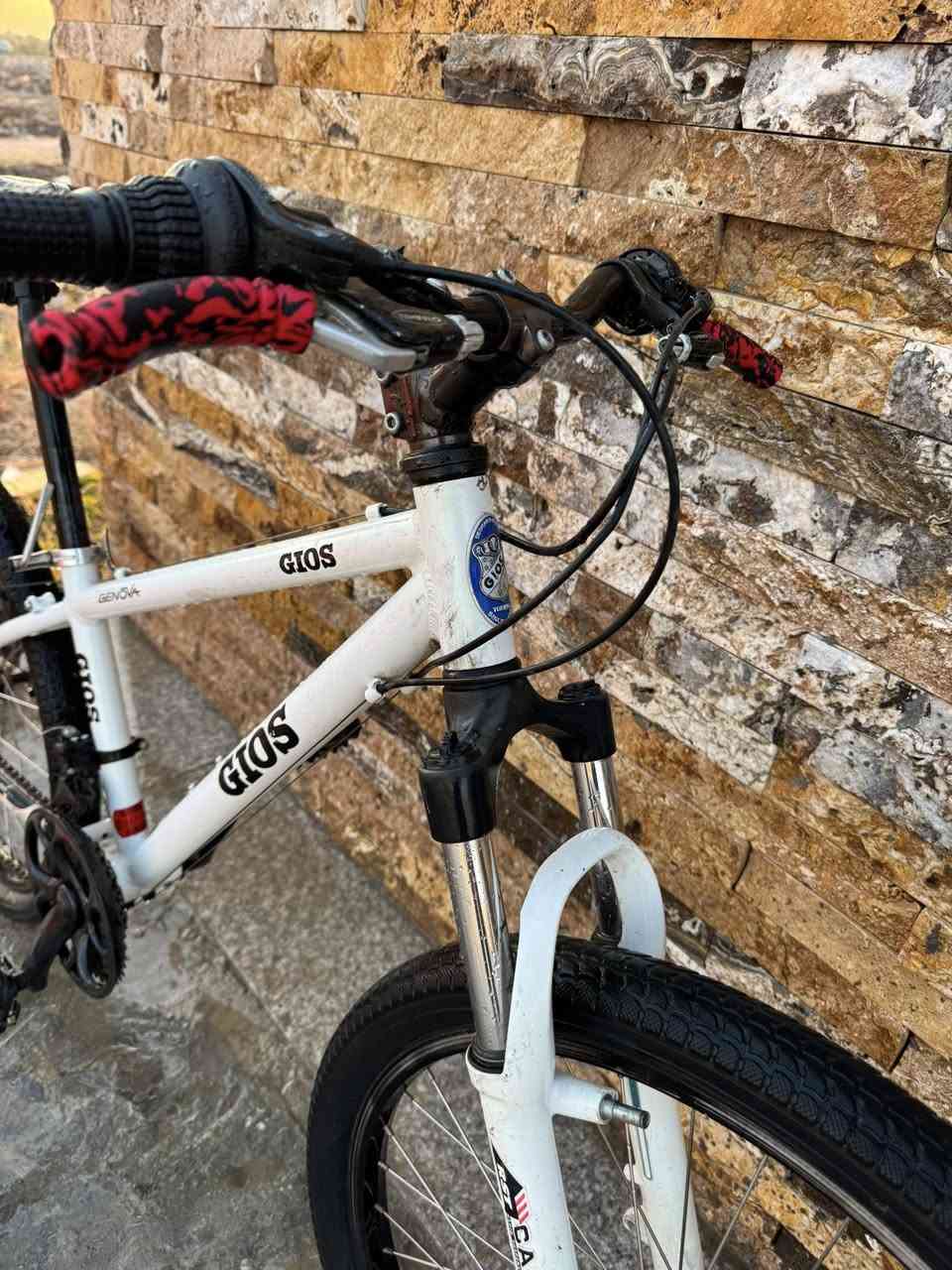 السلام عليكم
بايك جبلي ماركة جيوس الايطالي حجم 24 
نظافة فول الفول 
 
 سعر 150 الف ويتوفر توصيل 
مكاني بابل — ***********
