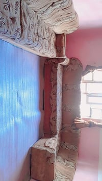 اسلام عليكم ورحمة الله وبركاته قنفات للبيع تقريبا ٧ امتار السعر 100 ال...