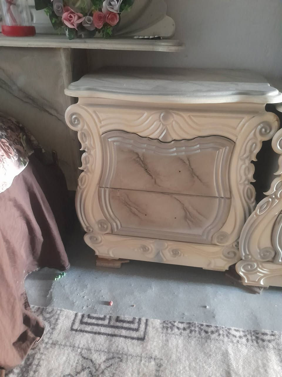 غرفة نوم للبيع السعر خاص
العنوان ديالى الغالبية 

***********
