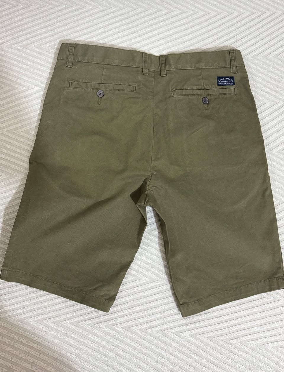 Jack Wills أصلية 🇬🇧
• القياس: 32.
• الحالة: نظافة 100%.
• التفاصيل: بالصور


**إذا كنت صاحب هذا الإعلان وتريد حذفه لأي سبب، رجاءا أرسل رسالة إلى الدعم الفني**