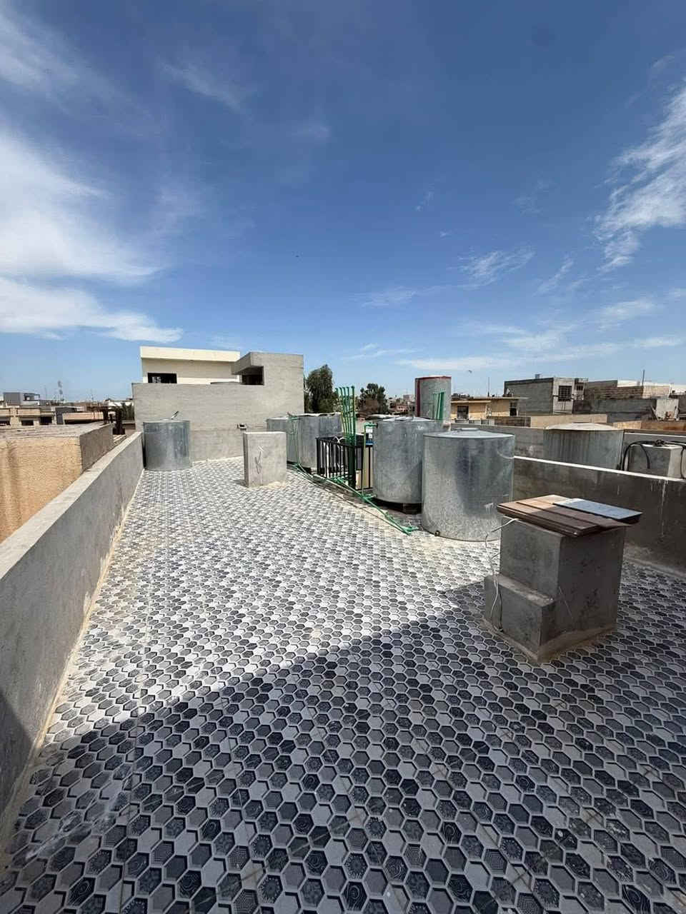 🔴 داران للبيع 🏘🔑🔑FOR SALE

🔴 فرصة استثمارية 

🔴الموقع👀حي البكر قرب شارع الكنيسة

🔴 ملك صرف طابو الزهور

🔴مساحة الدار ( 100 ) متر

🔴الواجهة (5) متر

🔴 طابقين بناء حديث معزول بالكامل 2026 

🔴الطابق الأول يتكون من غرفتين نوم وهول ومطبخ وصحيات.. 

🔴 الطابق الثاني يتكون من غرفتين نوم وهول وصحيات... 

🔴 الوارد الشهري مليون و 400 الف 

🔴للأستفسار عن عروضنا العقارية المتميزة وأسعارها ⤵️مراجعة

          🎖تاج الملوك للعقار🎖
     

🔴العراق↔️الموصل↔️ حي البكر سايدين كنيسة تايتنك مقابل البسة الأصدقاء أو ألتواصل معنآ ⤵️على الارقام
☎️(***********) ابو حسن
☎️(***********) ابو حسن
☎️(***********) ابو عماد 
☎️(***********) ابو عماد
