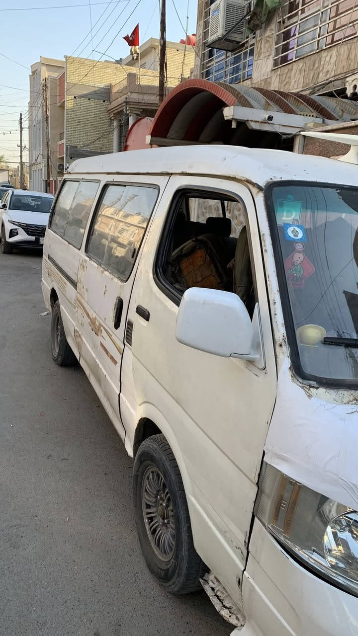 سلام عليكم فتون موديل ٢٠٠٩ رقم انكليزي بسمي تحويل ثاني يوم  شاصي اليمنه يرادله تعمير السياره طافيه سبب كعربائيات مكان بغداد الشعب السعر ٣٨ ويها مجال
