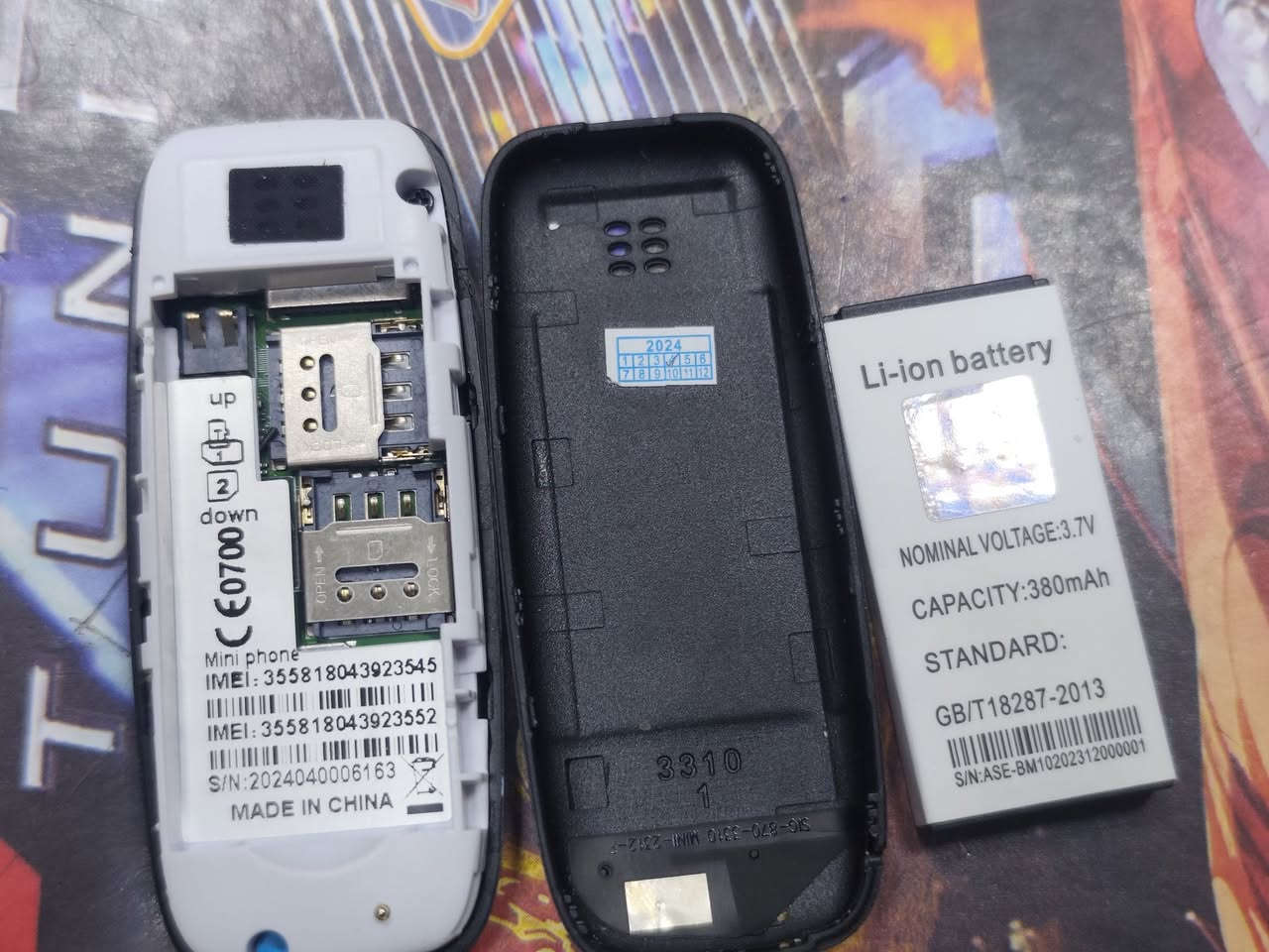 موبايل صغيره دبل سيم كارت أو سيم كارت واحد ورام على اول تم 5 الاف فقط
متوفر توصيل الى جميع المحافظات 
#_تابعني_ليصلك_كلشي_جديد_ومناسب


**إذا كنت صاحب هذا الإعلان وتريد حذفه لأي سبب، رجاءا أرسل رسالة إلى الدعم الفني**