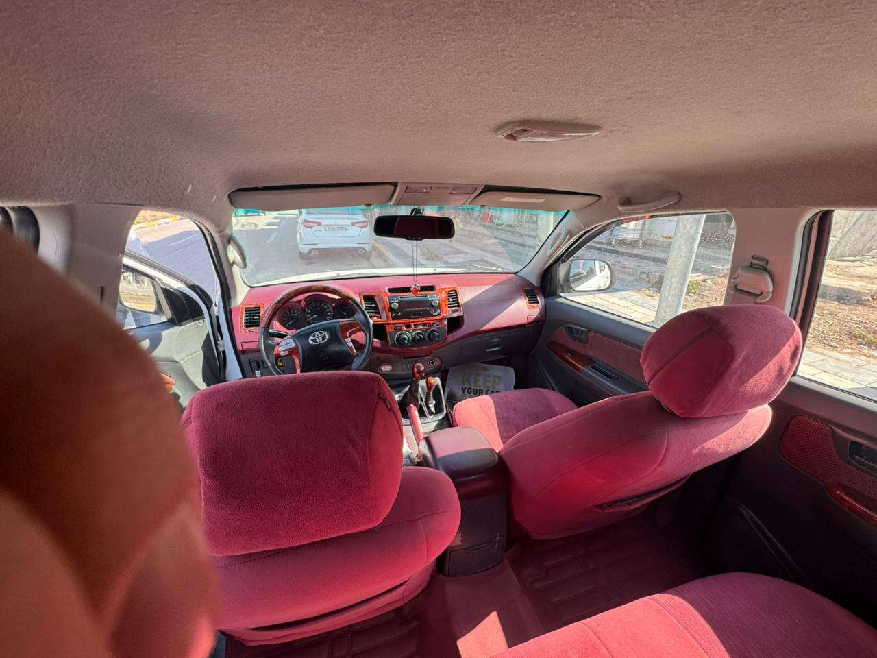 السلام عليكم من رخصتكم فور ويل 2014 كير عادي سيد نهرو بطل ماشيه 103 اخت الزيرو بالنسبه اله سياره خير من الله بيه باردات شي بسيط تخم تاير برجستون سياره نظيفه كلش احلى من الصور بهواي رقم سليمانيه  شرط التحويل هزه وبراد جدد ومواصفات ال2014 معروفه ميحتاج اذكر للجناي تفاصيل السعر على الرقم ***********@‏
