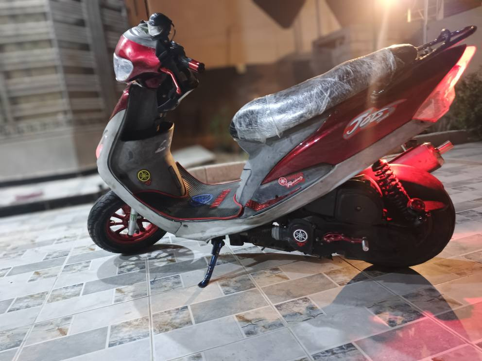 دراجه ماكس قجمه للبيع دراجه بلاديه من الطول لطول تجي تفحص بيدك بس كفراتها الحمر تجاري ولاسود بلادي انطيكياهن ثنينهن  .كربائيات كلها شغاله +هورن سيدان +زنون2 . دراجه تاخذها كامله مكمله 

للاستفسار *********** البصرة, العراق
