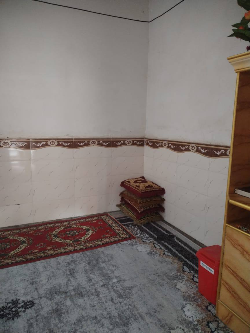 سلام عليكم مشتمل للبيع الموقع حي رشيد المساحه 125للستفسار
*********** السعر خاص او اتصال 
مهند العجيلي
