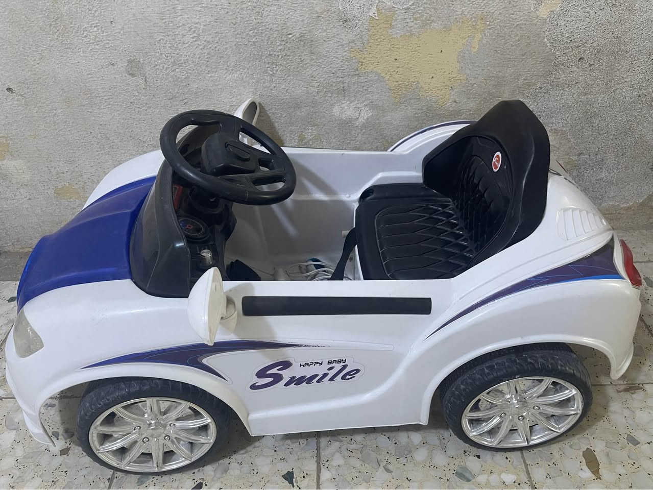 سيارة اطفال عايزة بطارية بس اني ابيعك هالموجود لان تاركيها من زمان ماخذيها ١١٠
ونريدها ٤٠ الف سيارة جديدة بس تاركيها
*********** النجف حي ميسان النجف, العراق
