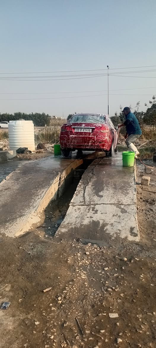 من رخصه الادمن فولكس ٢٠١١ رقم بغداد انكليزي تحويل مباشر كير عادي مكينه وكير كفاله تبريد تدفئه كهربائيات كلها شغاله جام يصعد ينزل تايرات وسط صبغ قطعتين اثر جرد مكفوله من الضربه سنويهةمجدده السعر ٤٥ وبيها مجال الشراي خاص او واتساب او *********** المسيب / السده قرب الفراشه
