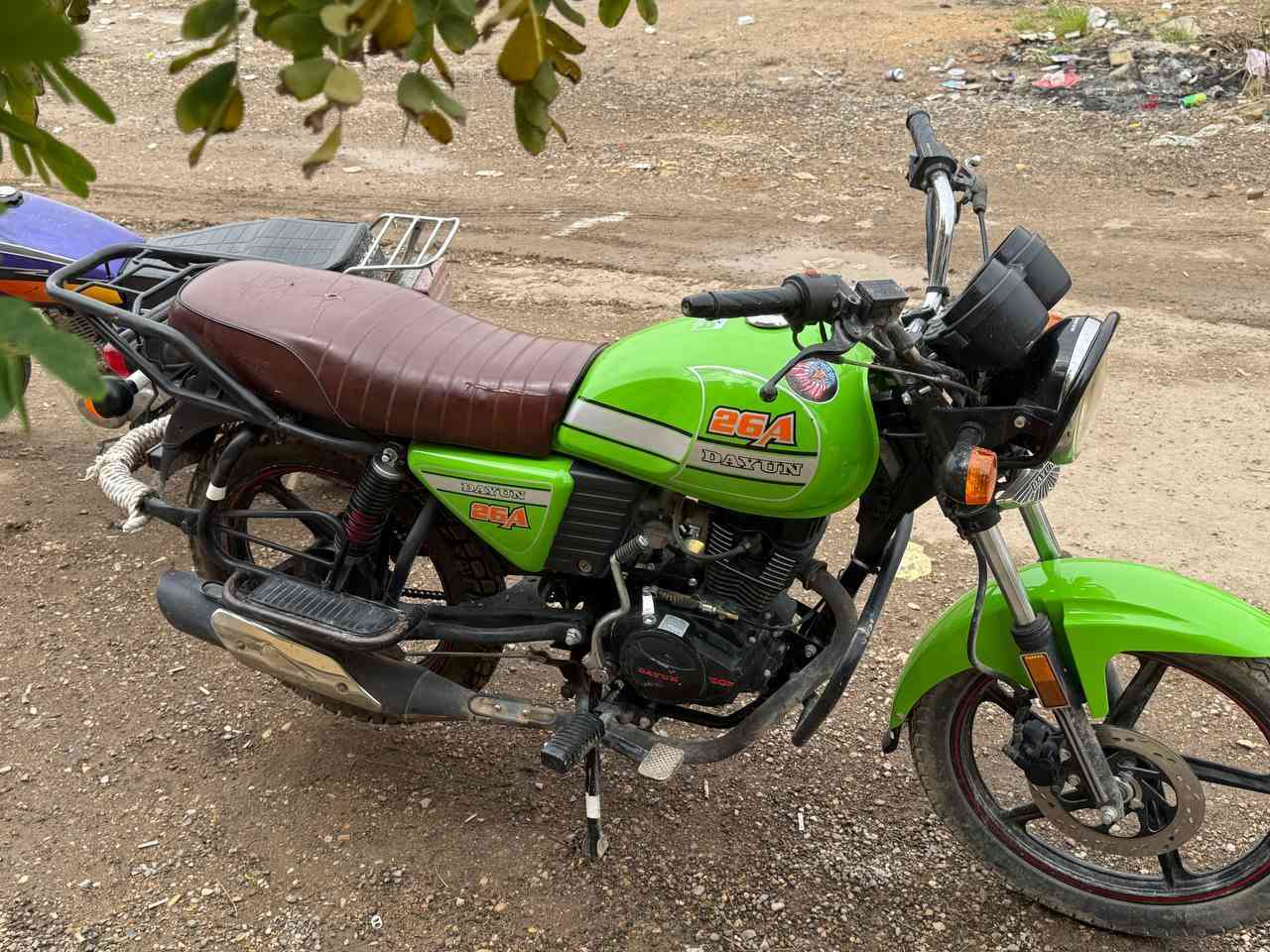 سلام عليكم
دايوان موديل 23
محرك 150 الدراجه كفاله عامه 
***********
