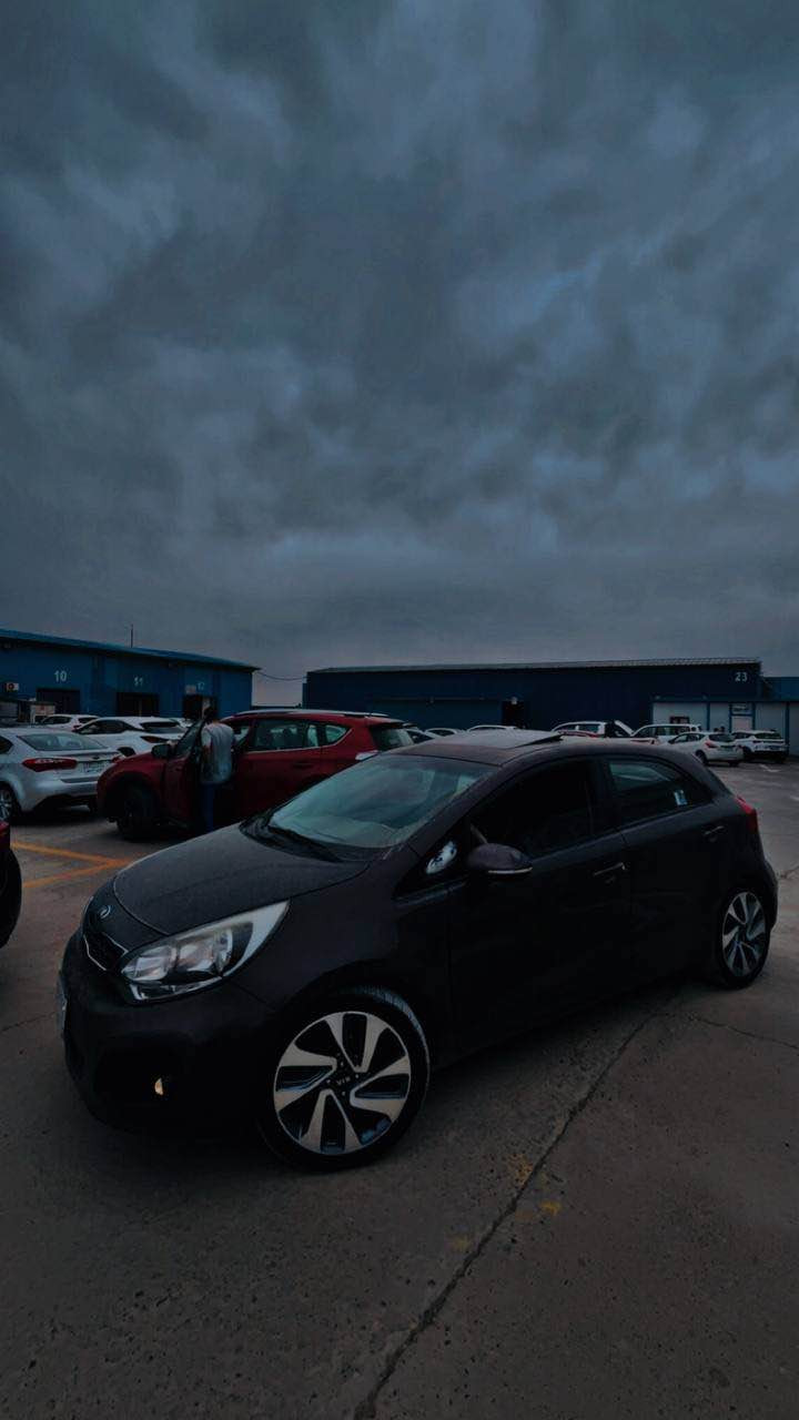 KIA rio
کیا ریۆ 
مۆدێل: 2015
فوول مواسفات 
سوکان ڤالیۆم
بەسمە 
٥ پارچە بۆیاخە بەس بەحام دەیفرۆشم
رەنگی: قاوەی
بێ مەسروفە 
زۆر نەرۆیشتووە 
بێ مەوشکیلەیە 
گێر و مەکینەی بە شەرتە 
پشت و پێشی کەبسە
سعر ٨١ وەرەقە کیچەێک مەحامەلە 
رەقەمەکەم : ***********
لە هەولێرم گەرەکی فەرمان بەران 
سەنەوی و هەزە نوێیە أربيل, العراق
