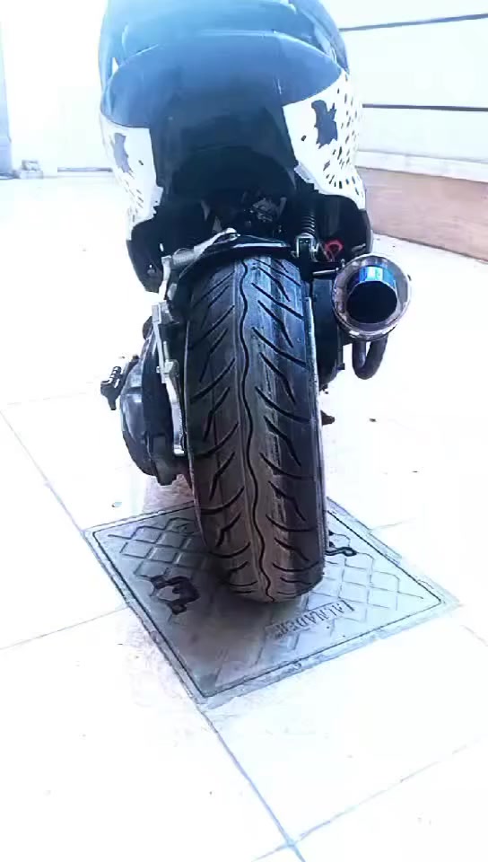 سلام عليكم دراجه سكنس لبيع ***********
