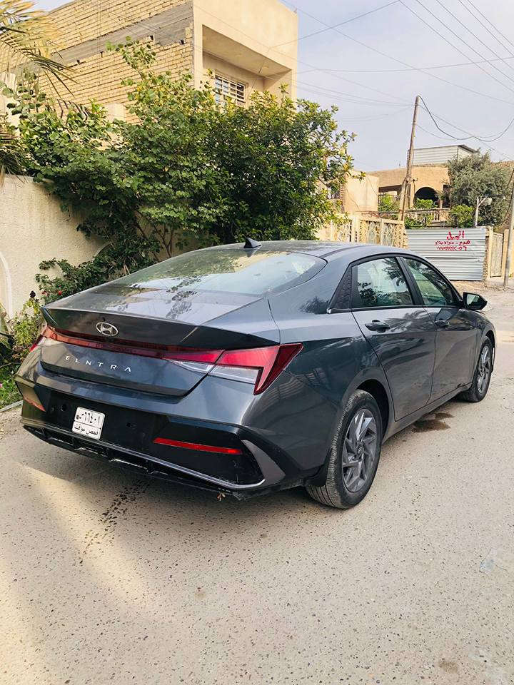 للبيع النترا 2025 وارد محرك  2000 دوش
ماشيه 8 الف 
دخول جديد. بدون رقم 📍
بدون ايرباك بجم كبس
الحادث صندوك خلفي مبدل ومصبوغ  وبيه شويه سحب بلحوض وبيه بارد بجاملغ الخلفي شويه

الموصفات 
تحكم ستيرن جهتين
شاشه دجتل 
كامره
تدفئه كشنات
تدفئه ستيرن
اربع انظمه قياده (نورمل _سمارت_ايكو _سبورت)
رادرات اماميه وخلفيه
توقيف ذاتي 
بصمه 
رجاج ستيرن تحذير 
قياده ذاتيه
تشغيل عن بعد 
تحديد مسار

السعر 154 وبيه مجال بسيط

التلفون *********** بغداد, العراق
