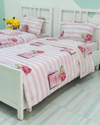 غرفة نوم • ديكور • تفاصيل ناقصة