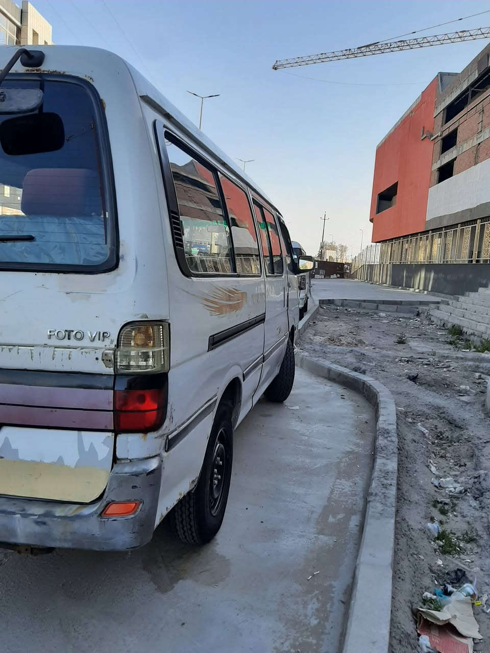 السلام عليكم فوتون الوان موديل 11 سعره ب58 وبيه مجال قليل (((سياره سنويته ال29 رقم نكليزي عل الستلم شرط المداور )))) للبيع او مراوس هم بكيه حسب القناعه سياره جاهزه مكينه وكير جدد حداديه تخم تاير جديد ويل تخم جديد  كهربيات من الطول الطول شغاله سنتر لوك  سياره  جاهزه دوشمه يم سعد الجنابي سياره جاهزه من كلشي كبل الشارع الشراي يخابر ويدلل وهاذه رقمي *********** *********** مكان السياره العماره
