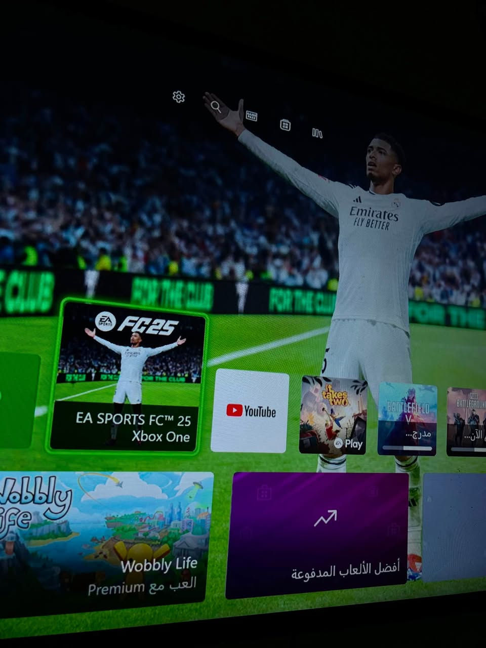 السلام عليكم x Box one s للبيع ذاكرة 1 تيرا جهاز نضيف جدآ +جويستك عدد 2 واذا عندة جهاز مراوس نزل نزل بلتعليقات 
***********
