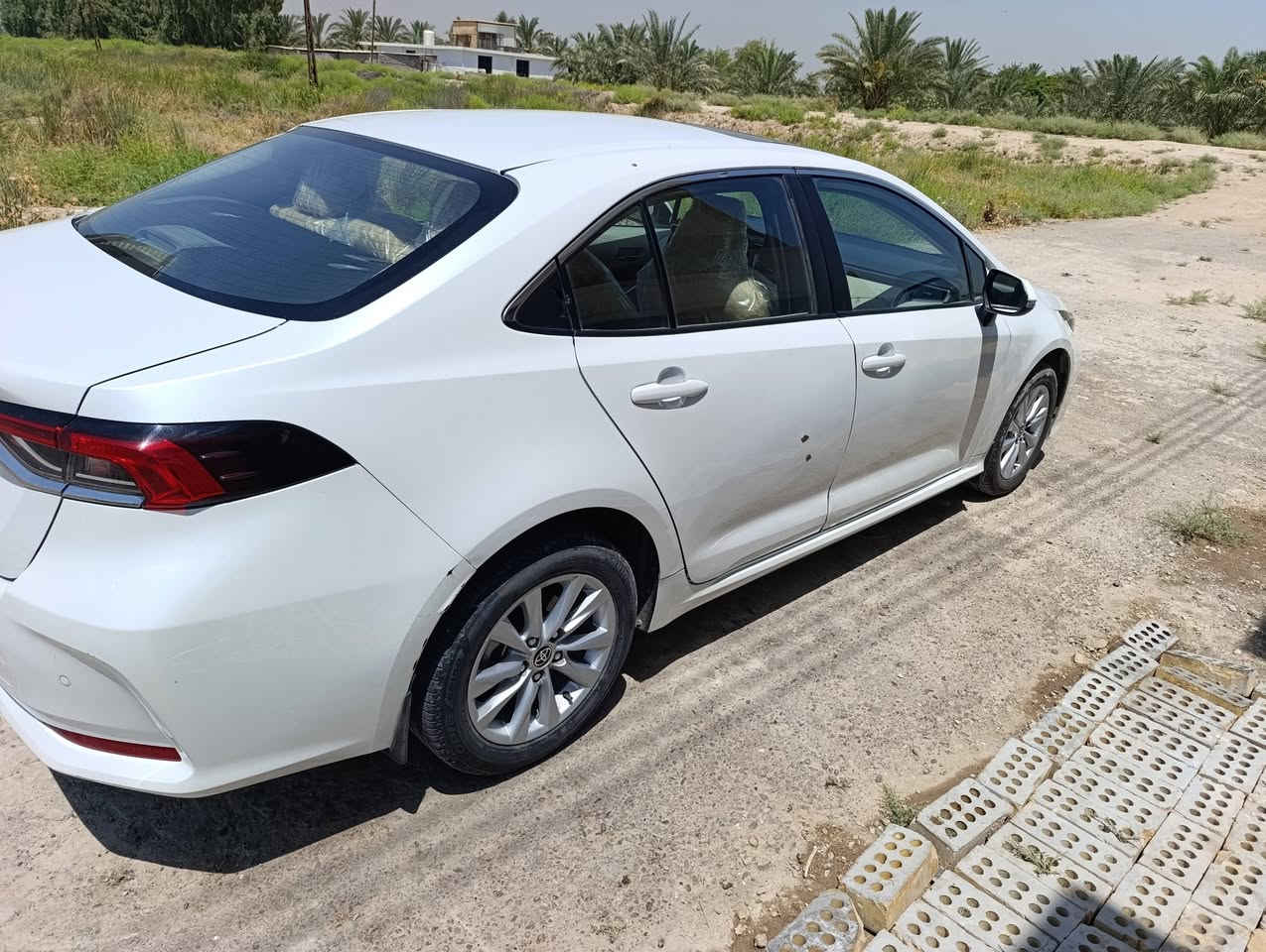 سلام عليكم كورولا موديل 2023 خليجي ساز ماشيه سياره 32 الف وقابلة للزيادة سياره فول مواصفات سياره بيه شويه باب العبري والي وره موضح بل فيديو للاتصال *********** 
ملاحظه سياره رقم أربيل وصاحبه الي بسمه سويه بغداد تواجه وياه  مكان سياره بغداد الدوره سعر 155 ورقه وبيه مجال
