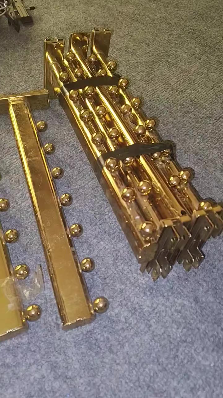 كلهن سعر 100 الف هوكات 115  تعاليك ابو الخرزة 10 تعاليك بوري حدود 14  تعاليك ملابس حدود 50 قطعة او اكثر ستاند اكسوارات ستاندات بوري شخاطة
الكل سعرهم 100 قفل *********** عنواني ميسان?/
