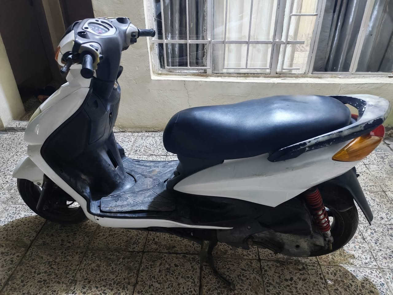 دراجة سكنس البيع سعر,450 وبيها مجال 
العنوان مدينة الصدر متوفر واتساب***********
