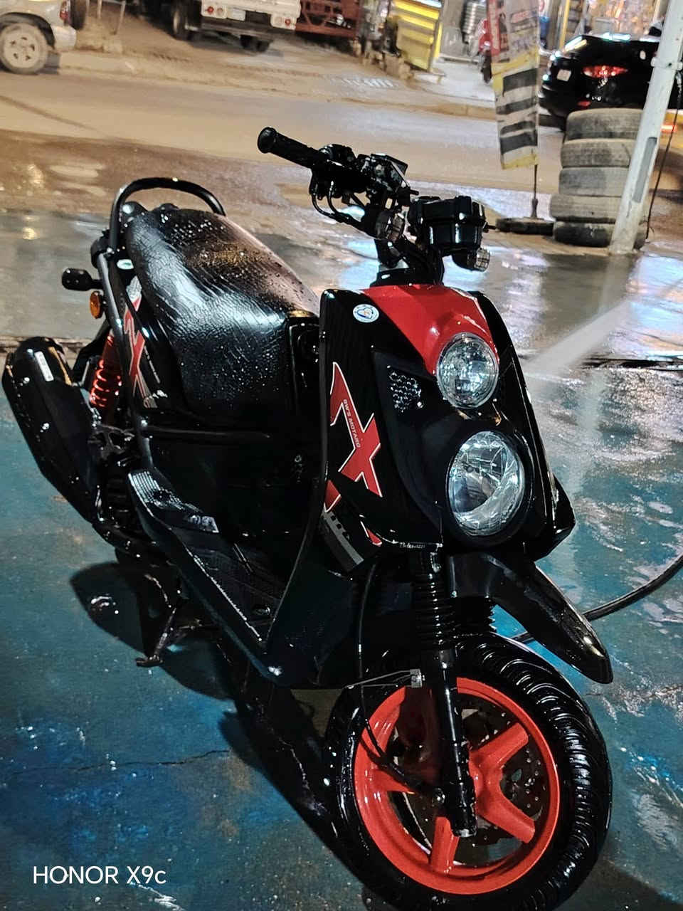 سلام عليكم شباب دراجه سكنس جبلي للبيع دراجه نضيفه مكينه ما مفتوحه بكاني بغداد مدينه صدر اورفلي  سعر خاص ***********
