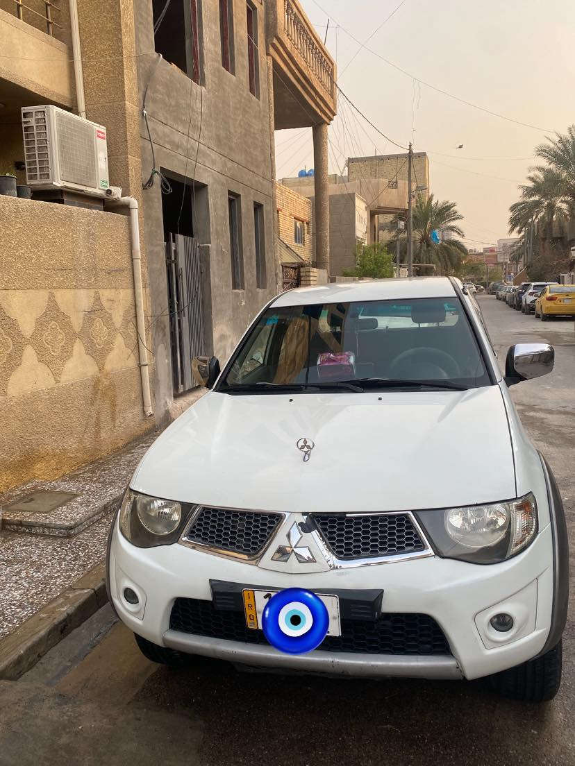 ميسوبيشي بيكب  2015 طالعة من الشركة بل 2021   رقم بغداد  الماني فول 6 سلندر بانزين  اوتماتيك فور ويل شاشة كامره خلفية المواصفات معروفة ماشية 115 الف كيلو حقيقي مكفوله من الفتح  والتبديل والبارد  والصبغ بيهة على كد شبر بل ضبط يم علامت ميسوبيشي بل بنيد على كدهة مسوينهة والباقية كفالة حته من التكحيل 

السعر 160ورقة 

الموقع بغداد / الحرية او المنصور

اي استفسار الاتصال على

***********
