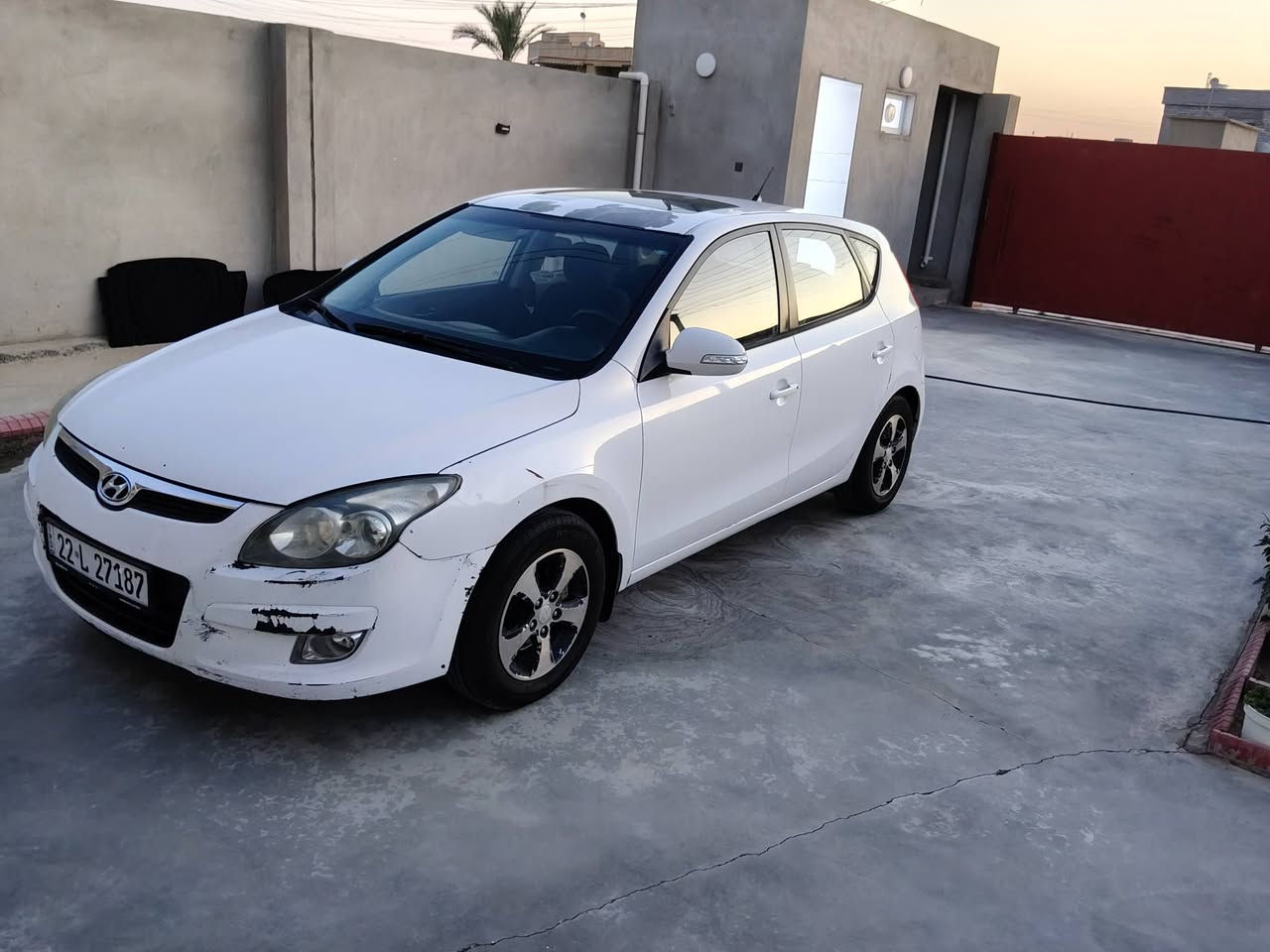 هيونداي i30 خليجي
فول مواصفات 

محرك 20 دوش 

موديل 2012 

رقم اربيل بسمي 

هزة لحد شهر 8 

السيارة تبديل قطعتين بسبب التكشير

شرط بدون حادث
--------------------------------------

السعر 85 ورقة وبها مجال 

اللاستفسار 

***********
