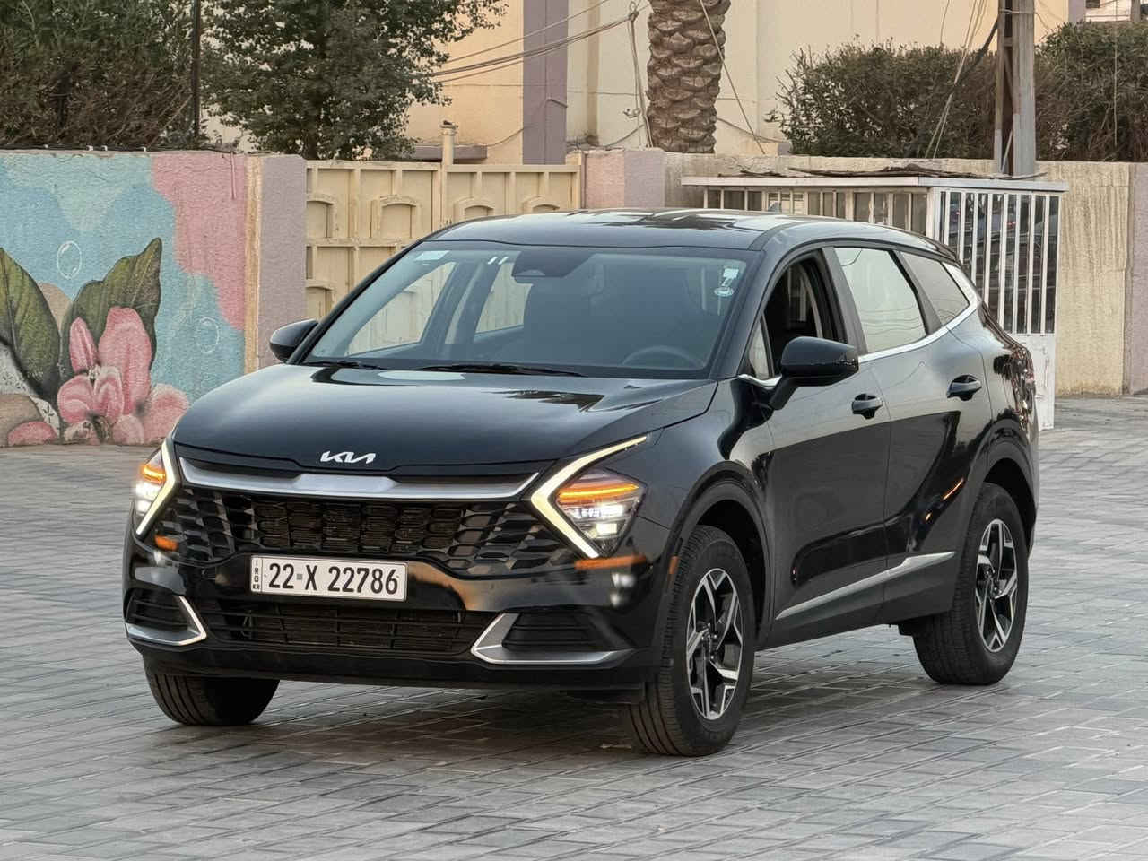 سبورتج 2024 موديل مرقمة اربيل السيارة هزه وفحص وترقيم حديد / تحويل مباشر بأسم المشتري / السيارة وارد امريكي  ضرر جداً بسيط / صار صبغ بيها جزء من البنيد فقط / السيارة ليبل واحد كلها بدون تبديل اي قطعة / جميع الايرباكات سليمة / شواصي لغود كفالة عامة وشرط السونار ابيع 
راديترات ومروحه كلهن بلاديات بوضع الشركة
مواصفات نص
محرك 2500
لايت زينون عالي ناصي
Led لد نهاري 
رادار امامي خلفي ومانع تصادم 
حساس خلفي بلادي
اوتو هولد
فور ويل دفع رباعي 4 x4 
شاشه تدعم كار بلي 
تحكات استيرن جهتين
كروز سرعة
مانع انزلاق ومانع انحدار
أنظمة قيادة متعدده 
تبريد قطعتين 
سونار خلفي 
اطفاء ذاتي 
وتوقف ذاتي 
----- 
بغداد المنصور / الداوودي 
*********** 
واتساب متوفر او الاتصال عالخط
السيارة جديد معنى الكلمة واي نقص مابيها
حداديه وكهربائيات كلهن شرط الشركة بعدهن / كير ومحرك كفالة
