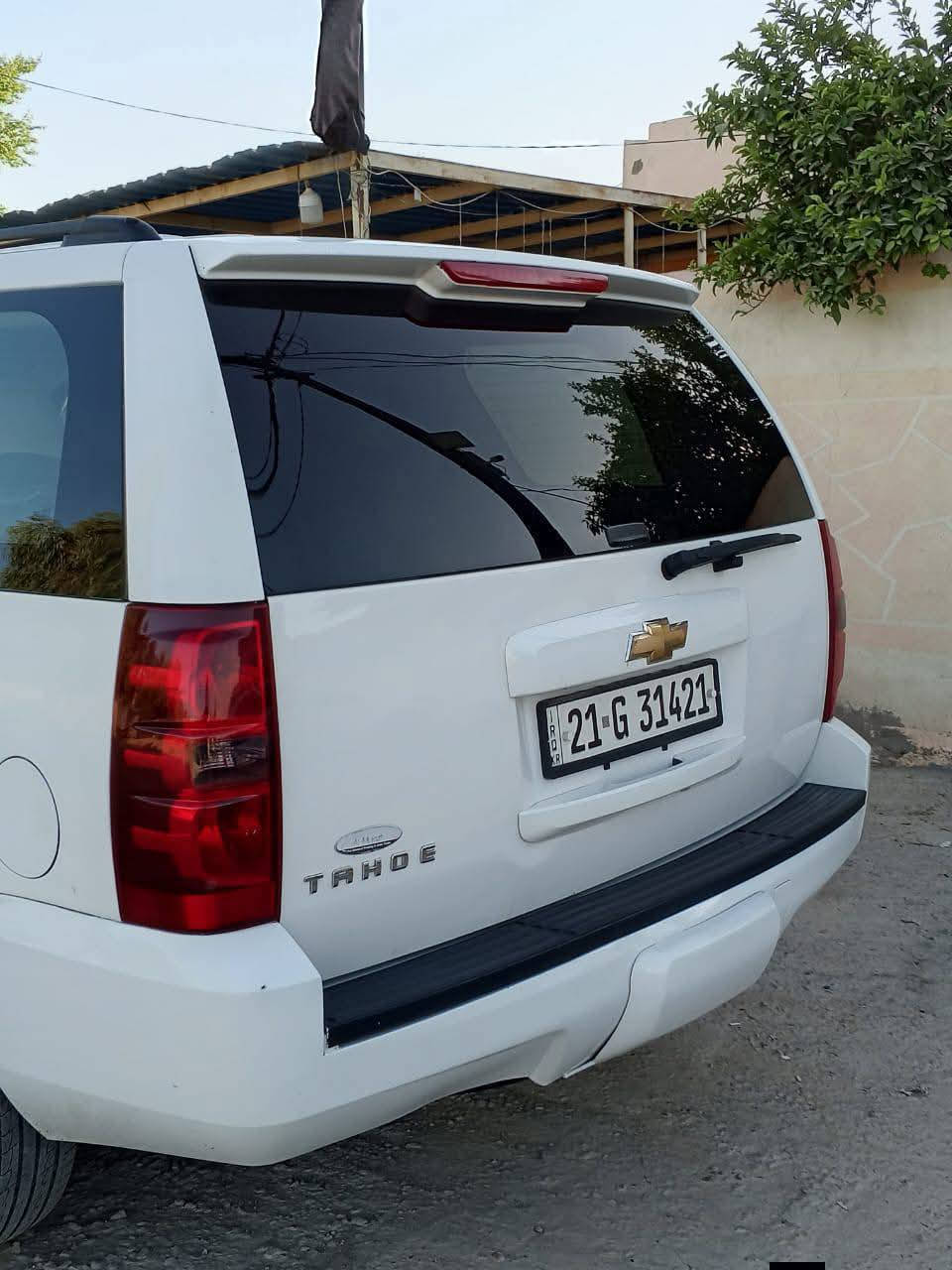 سلام عليكم
تاهو 2012 ابيض رقم سليمانية ضرر جاملغ خلفي مواصفات LT تخم تاير جديد  سنوية باسمي تحويل ثاني يوم سيارة نظيفة مثل ما موضح بالصور مكاني ديالى بعقوبة 
رقم الهاتف ***********
