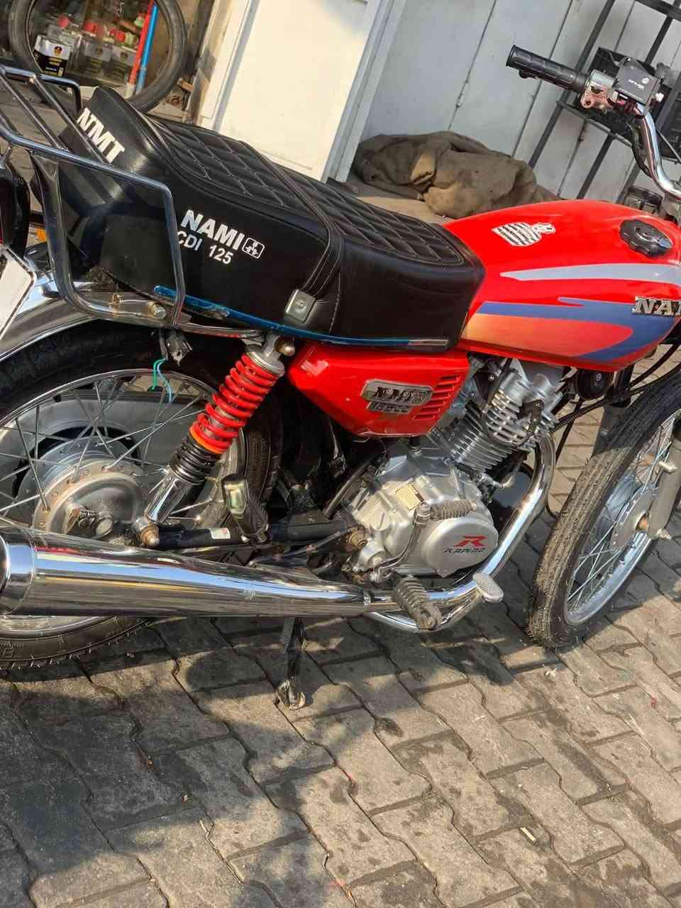 سلام عليكم دراجه تامه رابيدو مديل ٢٢ طالعه ٢٣ دراجه رقم وسنويه تحويل ثاني يوم  كلشي شغال بيها عينه ولايت وأشاير دراجه مفوله مستعجل علا بيعته *********** الشراي يجي المو شراي لا تعبنه وياك سعر 1700 بيها مجال حك الجيه
